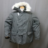 【軍放出品】N-3B フライトジャケット　PAKA, EXTREME COLD WEATHER TYPE N-3B 未使用　サイズ：LARGE〈軍放出品〉