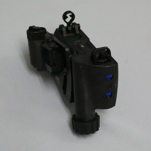 画像2: 【米軍実物】AN/PSQ-18 Grenade Launcher Sight-Night Vision IR Illuminator For M320 〈軍放出品〉 (2)