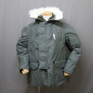 画像: 【軍放出品】N-3B フライトジャケット　PAKA, EXTREME COLD WEATHER TYPE N-3B 未使用（訳あり）　サイズ：MEDIUM　〈軍放出品〉