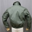 画像2: 【米軍実物】CWU-45/P　フライトジャケット　サイズ：SMALL　SPM1C1-09-C-0025 セージグリーン　ARAMID　〈軍放出品〉 (2)